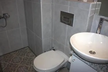 Qonaq Hotel イスタンブール