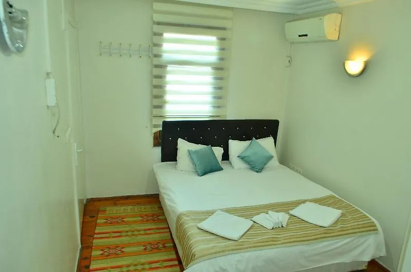 Qonaq Hotel イスタンブール
